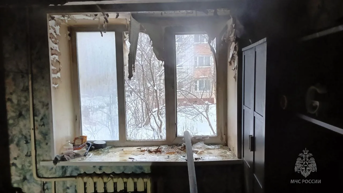 25 человек эвакуировали из горящей пятиэтажки в Нижнем Новгороде - фото 1