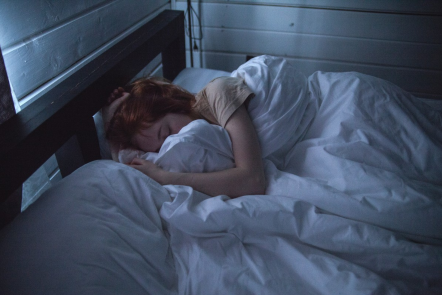 6 страшных изменений, которые происходят в вашем теле из-за недосыпа - фото 1