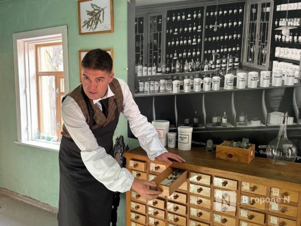 Фоторепортаж: уникальный Дом-музей провизора Эвениуса открыли в Нижнем Новгороде - фото 35