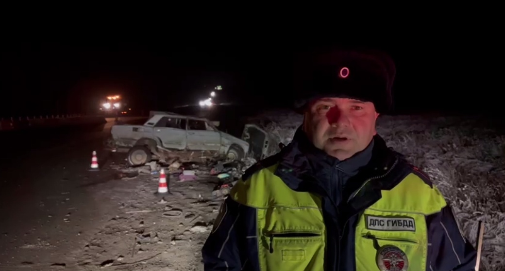 Водитель погиб, влетев в бетонное ограждение в Нижегородской области - фото 1