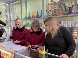 Более двух тысяч упаковок снюса изъяли из нижегородских магазинов