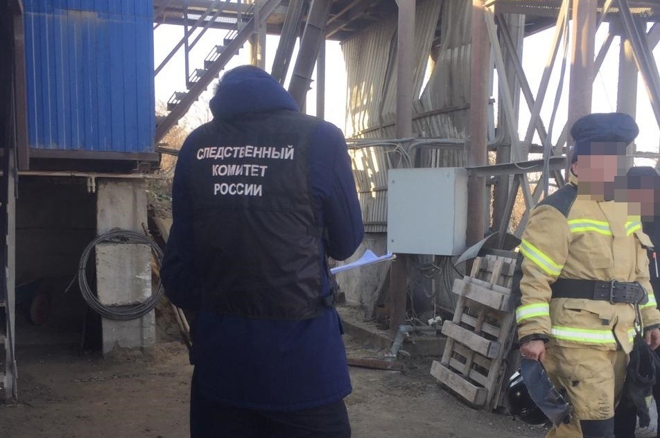 Занятый на производстве бетона рабочий погиб в Богородске - фото 1