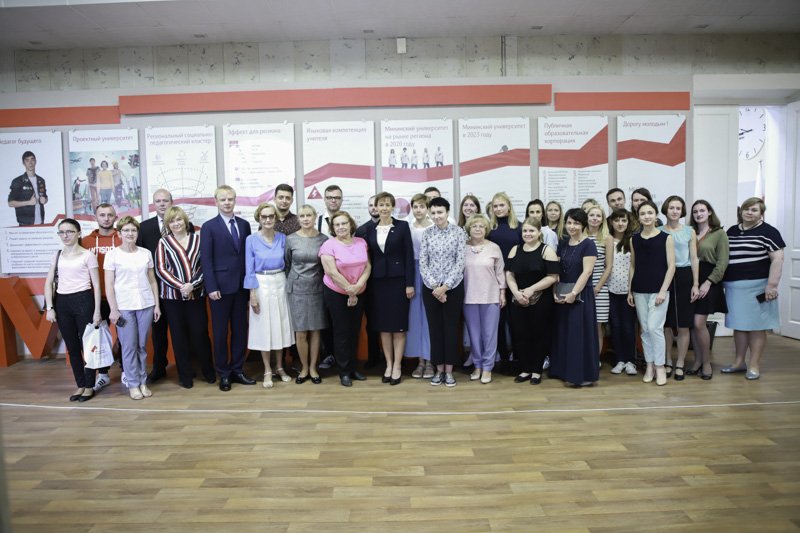 Торжественное открытие школы по изучению литературы русского Зарубежья состоялось 19 августа в Мининском университете - фото 1