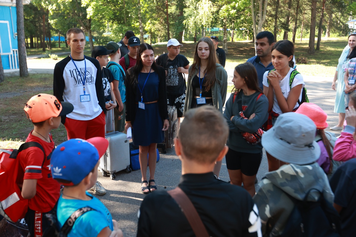 30 детей из Донбасса прибыли в дзержинский оздоровительный лагерь &laquo;Город спорта&raquo; - фото 1