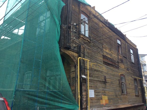 Кровлю заменят при реставрации усадьбы Гусевых на улице Славянской - фото 4