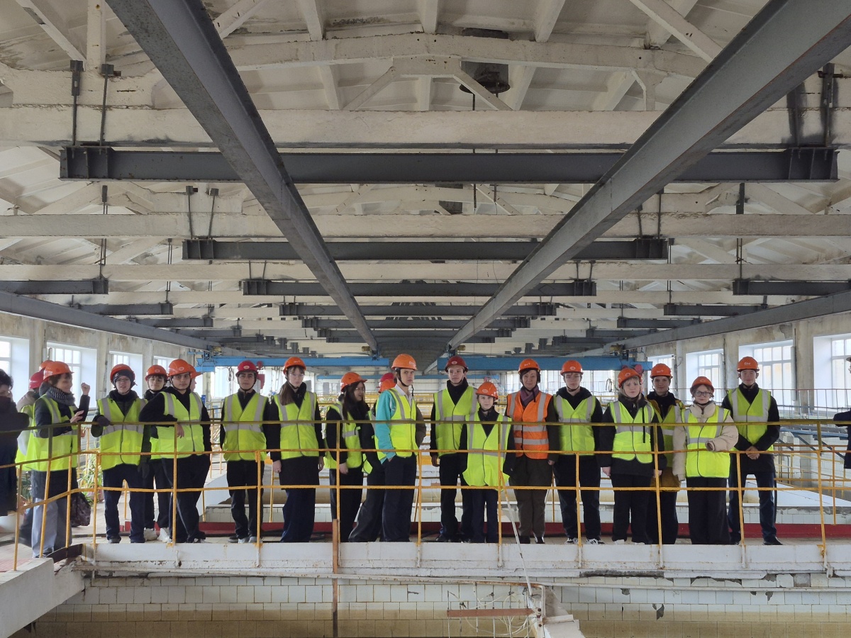 Более 400 школьников и студентов познакомились с работой энергетиков на предприятиях Эн+ Тепло Волга - фото 1