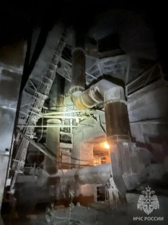 Пожар произошел на Силикатном заводе в Нижнем Новгороде - фото 1