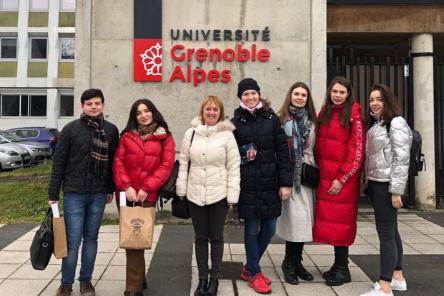 Студентка ИЭП ННГУ приняла участие в зимней школе Университета Гренобль Альпы