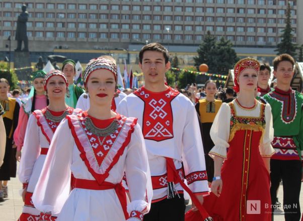 Масштабный гастрофест и концерты: как прошел День России в Нижнем Новгороде &mdash; фоторепортаж - фото 21
