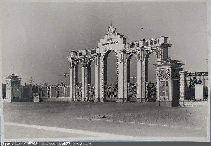 Опубликованы уникальные архивные фото Автозаводского района - фото 1