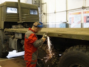 Нижегородскому автослесарю предстоит выплатить около двух миллионов рублей своим детям