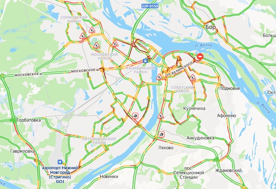 Огромные пробки сковали Нижний Новгород перед праздничными выходными - фото 1