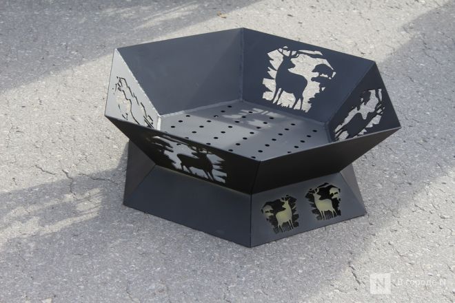 Танк-мангал и деревянные иконы: фоторепортаж с новой выставки от заключенных в Нижнем Новгороде - фото 87