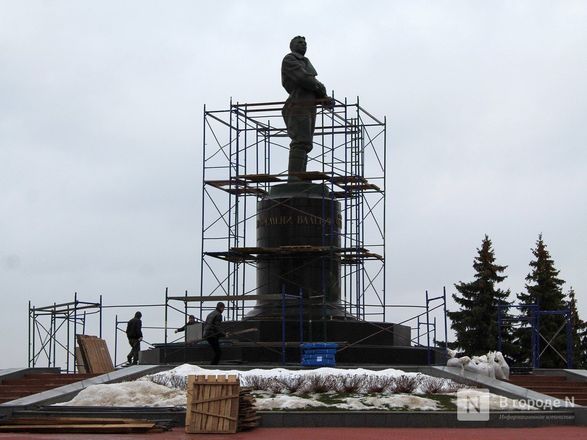 Реставрация памятника Чкалову началась на площади Минина и Пожарского - фото 3