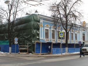 Отреставрированному Литературному музею на улице Минина вновь потребовался ремонт