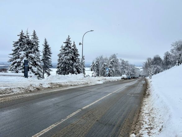 Утонули в сугробах: фоторепортаж с улиц Нижнего Новгорода после снежного апокалипсиса - фото 31