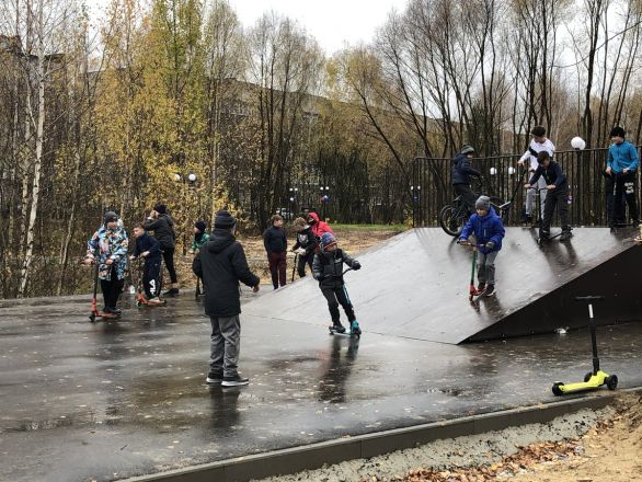 Фигуры Маши и Медведя и скейт-площадка появились в парке в Навашине - фото 5