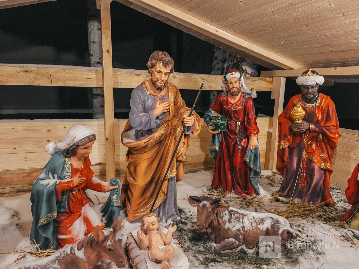 Кандидат богословия объяснил нижегородцам смысл рождественского вертепа - фото 1