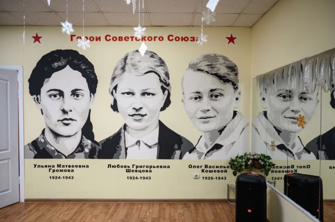 Два мурала с портретами Героев Советского Союза открыли в Нижнем Новгороде - фото 1