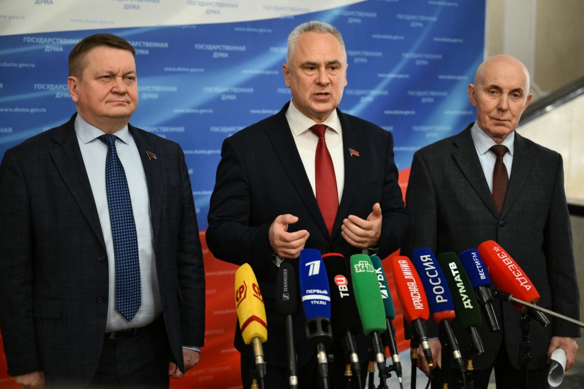 Коммунист Владислав Егоров предложил заморозить тарифы ЖКХ на два года - фото 1