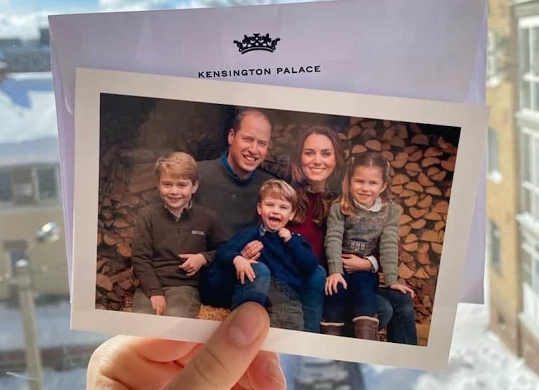 Нижегородская школьница получила на 8 марта письмо от членов британской королевской семьи - фото 1