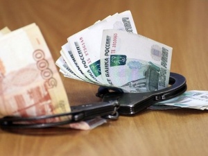 Жительница Арзамаса пыталась решить проблемы сына с помощью взятки