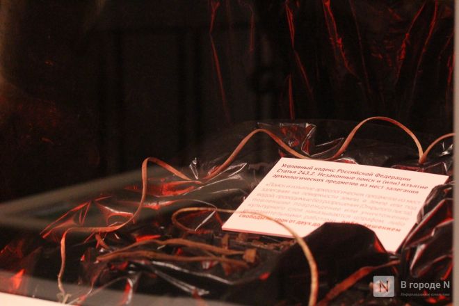 Монеты, украшения и боевые топоры: фоторепортаж с выставки археологических находок в Нижнем Новгороде - фото 73